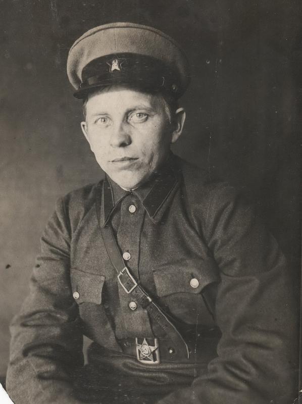 Хф секретарь райкома. Комбриг ввс ркка. Казаков федор федорович. В степях под сталинградом. Разведчики северного флота 1942.